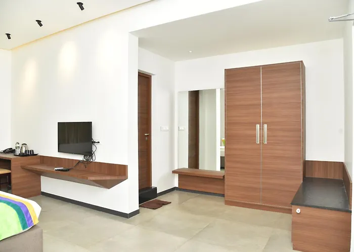 Rohini Aparthotel